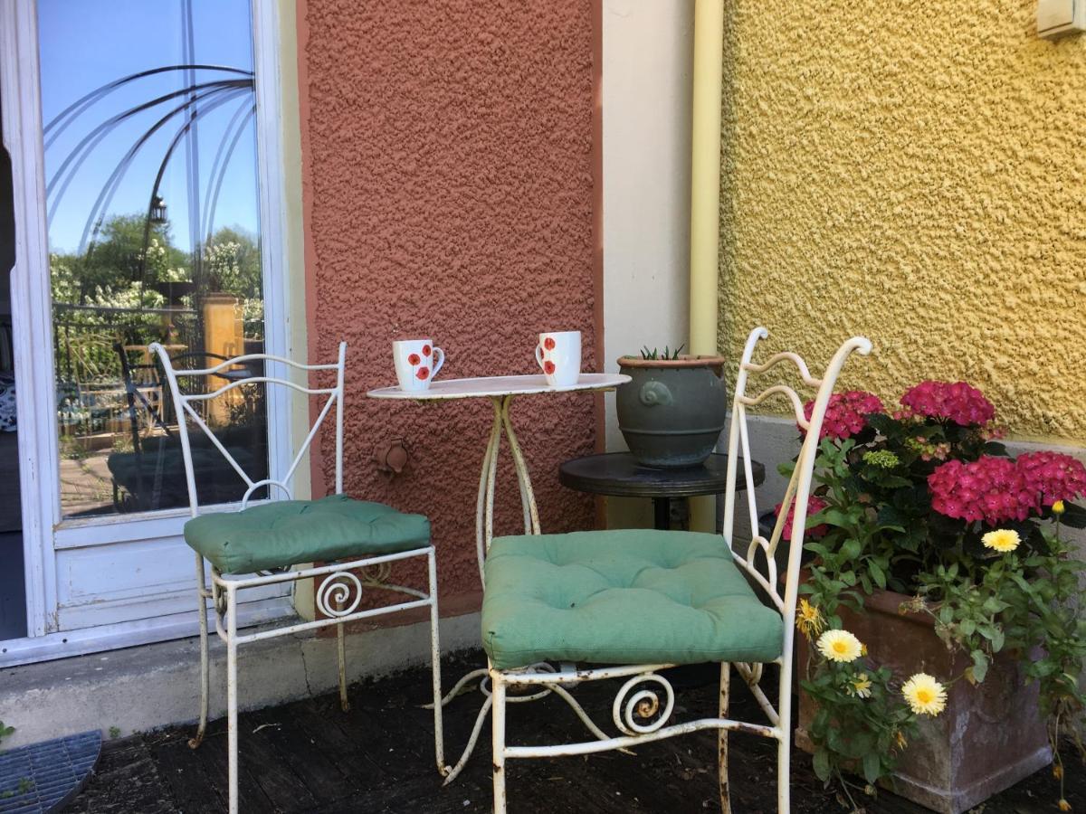 En Bord De Seine Bed & Breakfast Vetheuil Luaran gambar