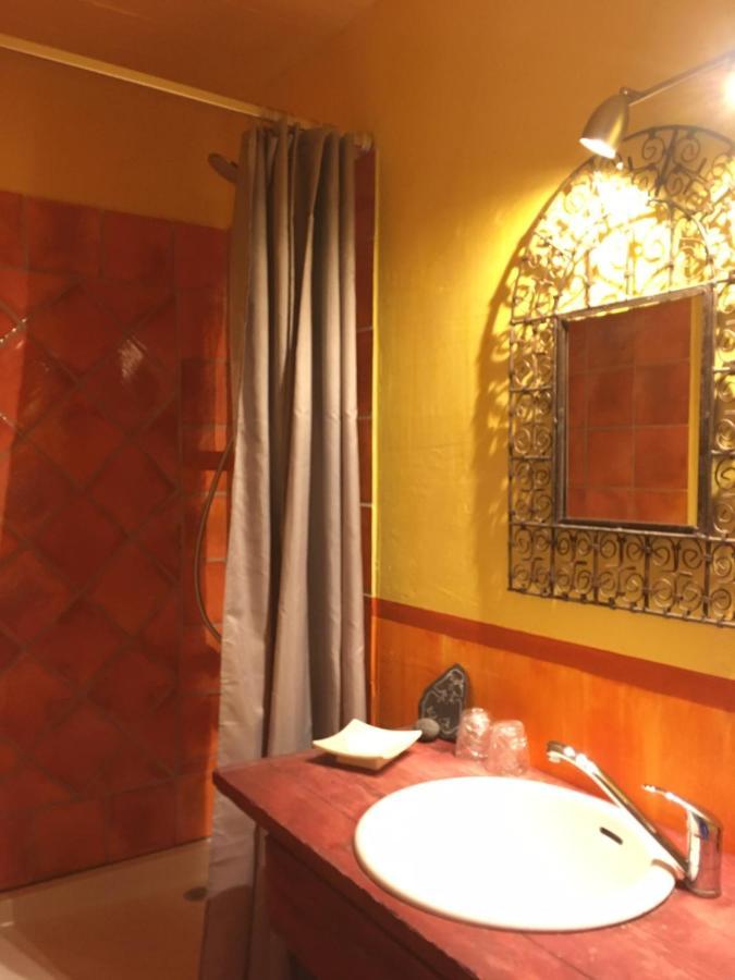En Bord De Seine Bed & Breakfast Vetheuil Luaran gambar