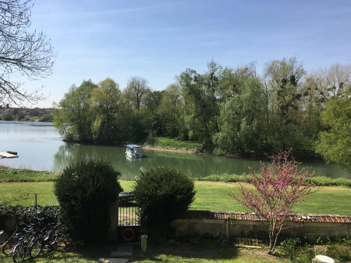 En Bord De Seine Bed & Breakfast Vetheuil Luaran gambar
